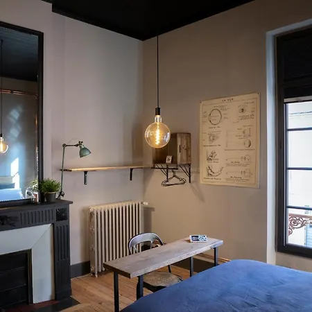 فندق مبيت وإفطار Numero22 D'hotes مونْتوبا