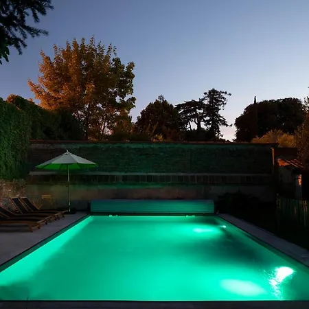 فندق مبيت وإفطار Numero22 D'hotes 4*